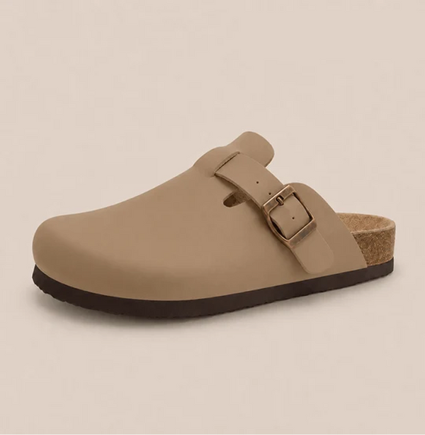 The Vegan Polished Leather Clogs from Qomfort